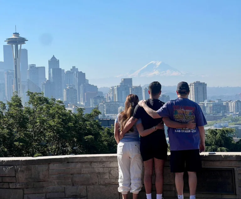 9B92106A-7AA7-4F13-AF54-F875EE7CEC42