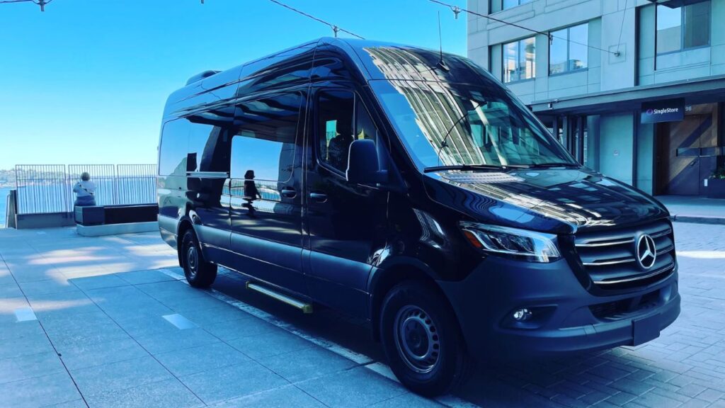 Black SUV Seattle,first class suv transportation,best luxury suv