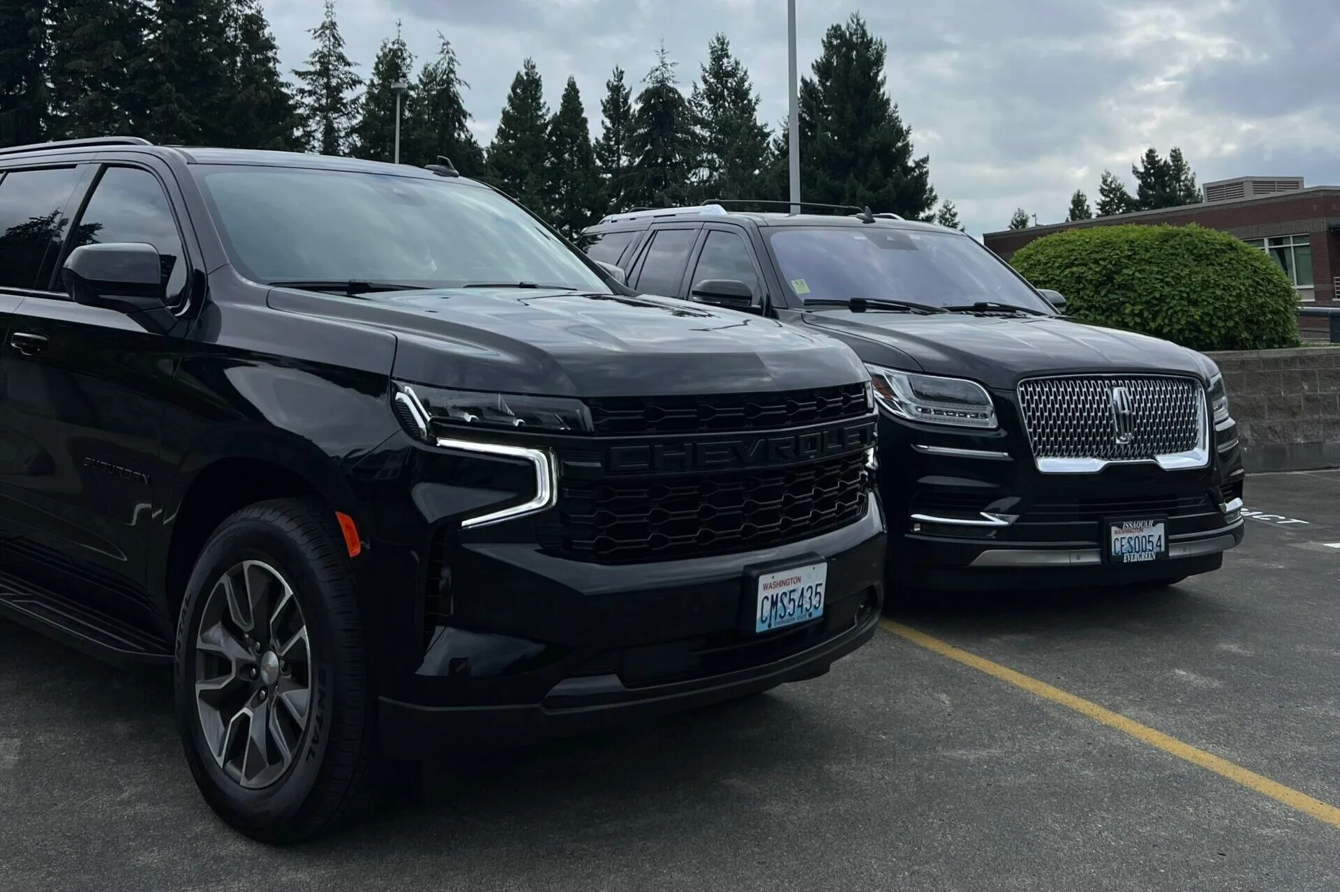 Black SUV Seattle,first class suv transportation,best luxury suv